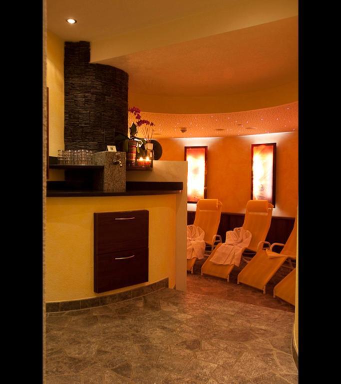 Garni Angela Hotel