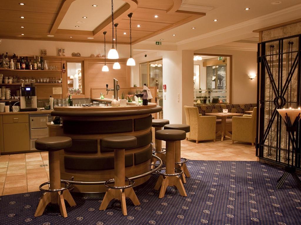 Hotel Garni Angela 4*