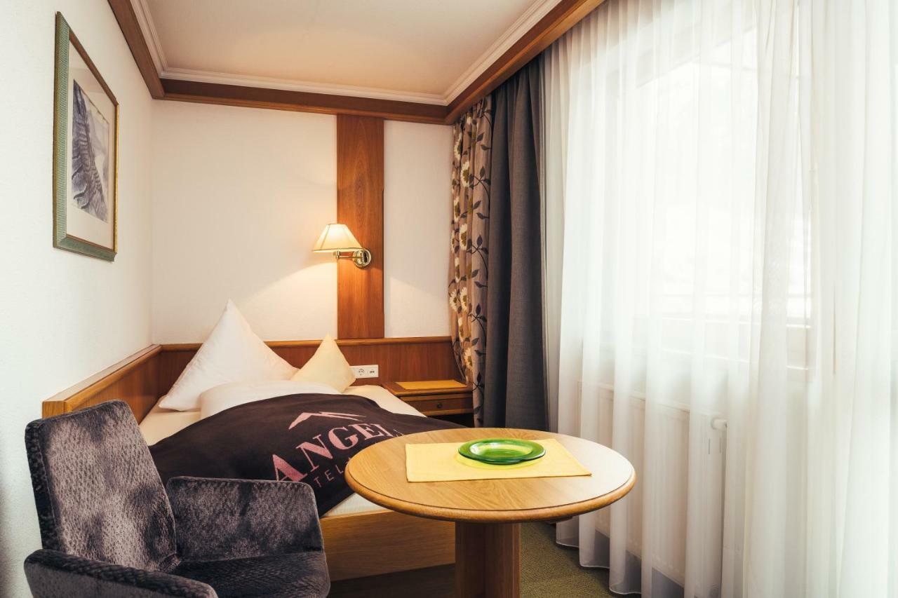 Hotel Garni Angela 4*